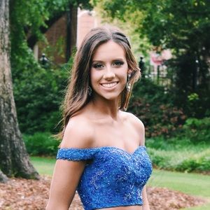 Meet your Posher, Leah